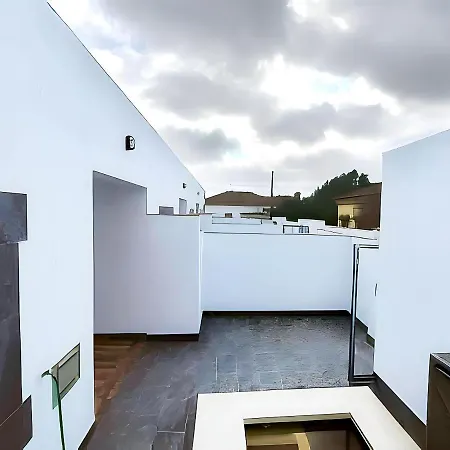 Piscina Privada A C *